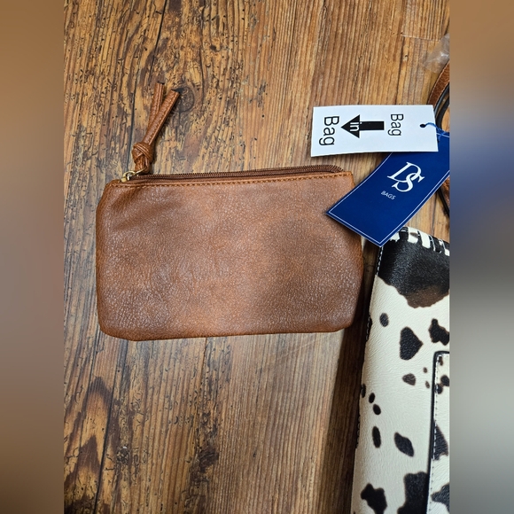 cowprint handbag nwt62$ DS Bags textured beautiful western boho cute farm - Picture 10 of 16